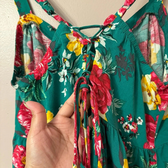 Torrid Fit And Flare Rayon Slub Lace-Up Back Tank Floral Green Women Size 1X - Picture 9 of 9